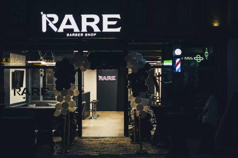 Hyrja e Rare Barber Shop në Prizren