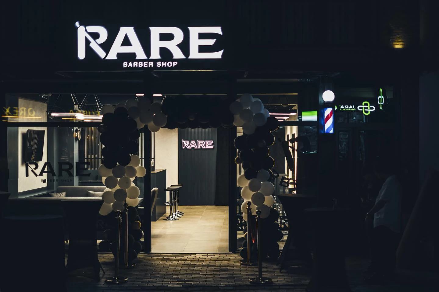 Hyrja e Rare Barber Shop në Prizren